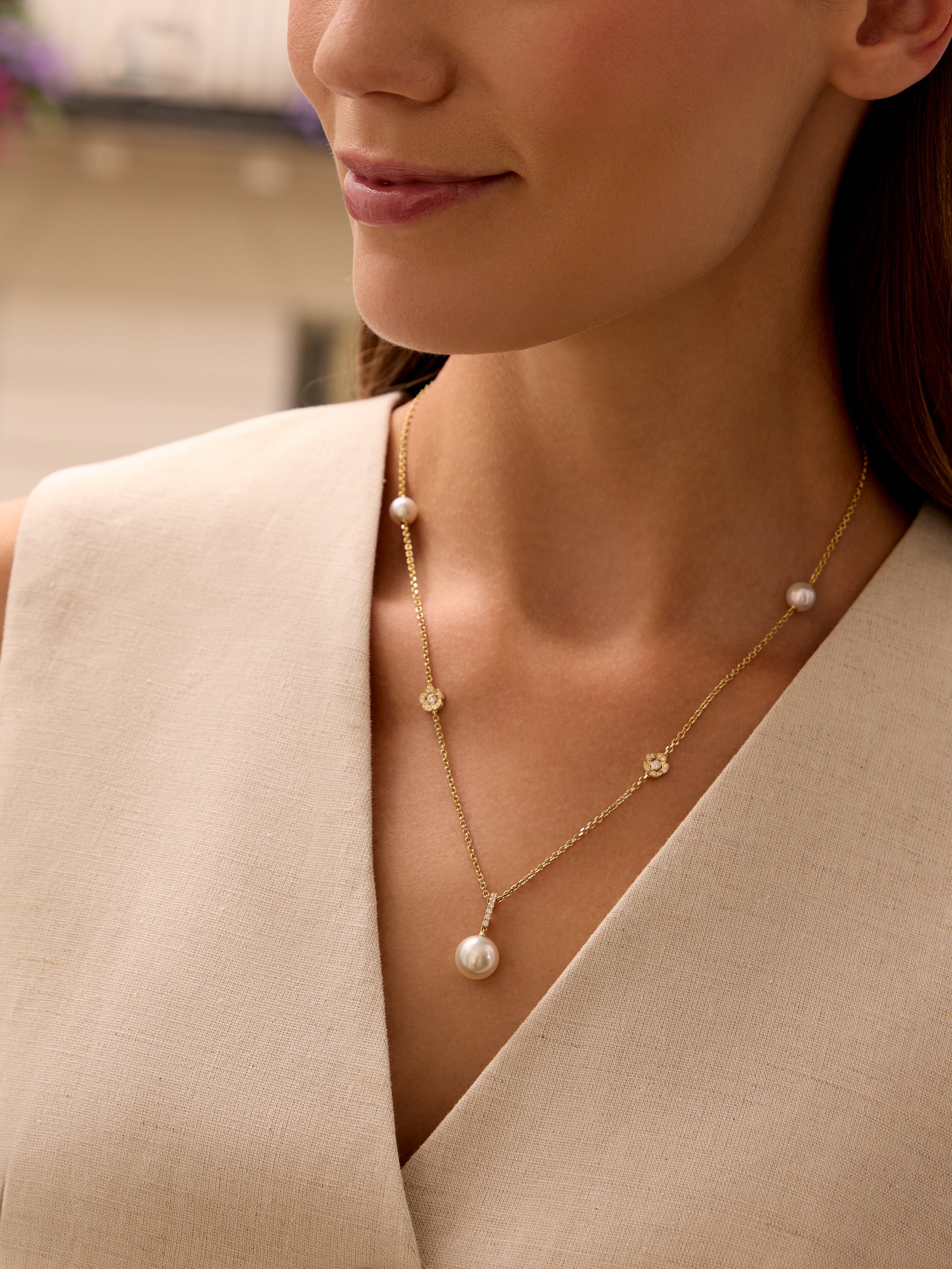 Secret Garden Pearl Yellow Gold Pendant 4 Secret Garden Pearl Yellow Gold Pendant