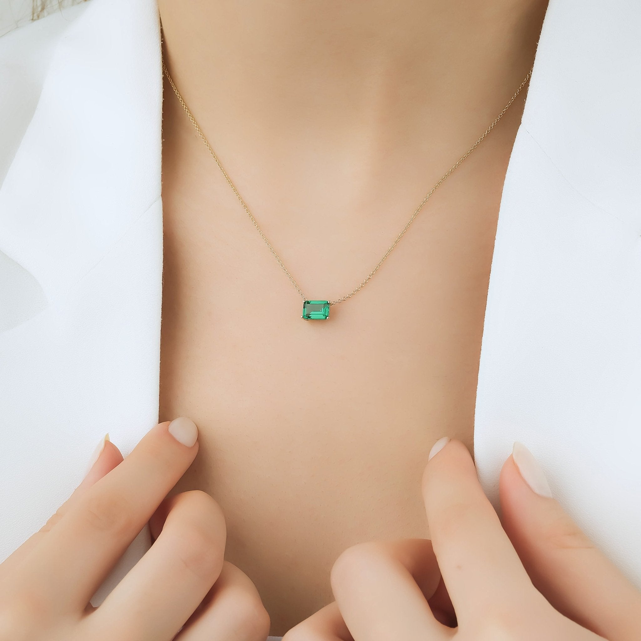 14K Yellow Gold Emerald Cut Solitaire Emerald Necklace