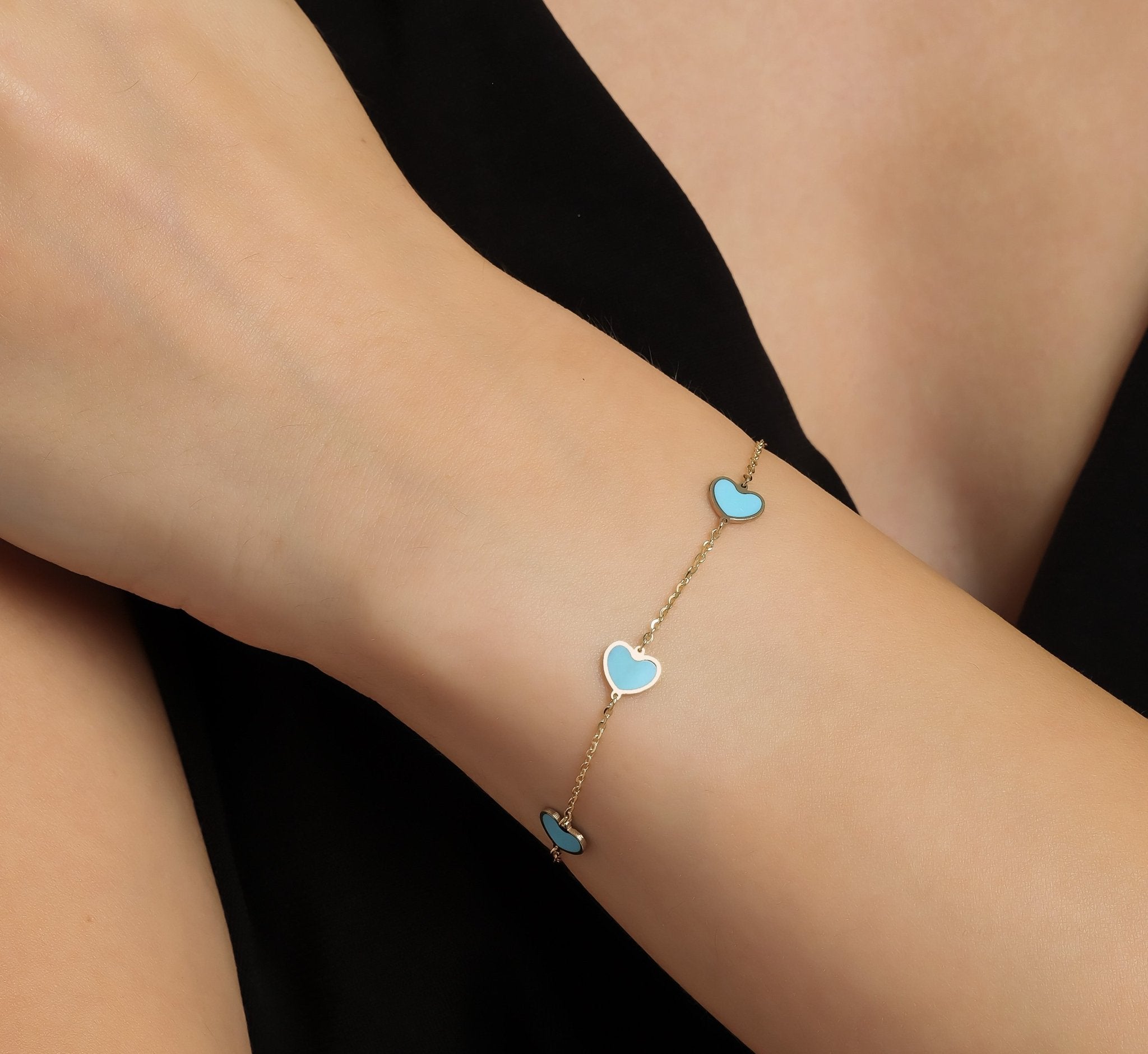 14K Yellow Gold Turquoise Heart Bracelet