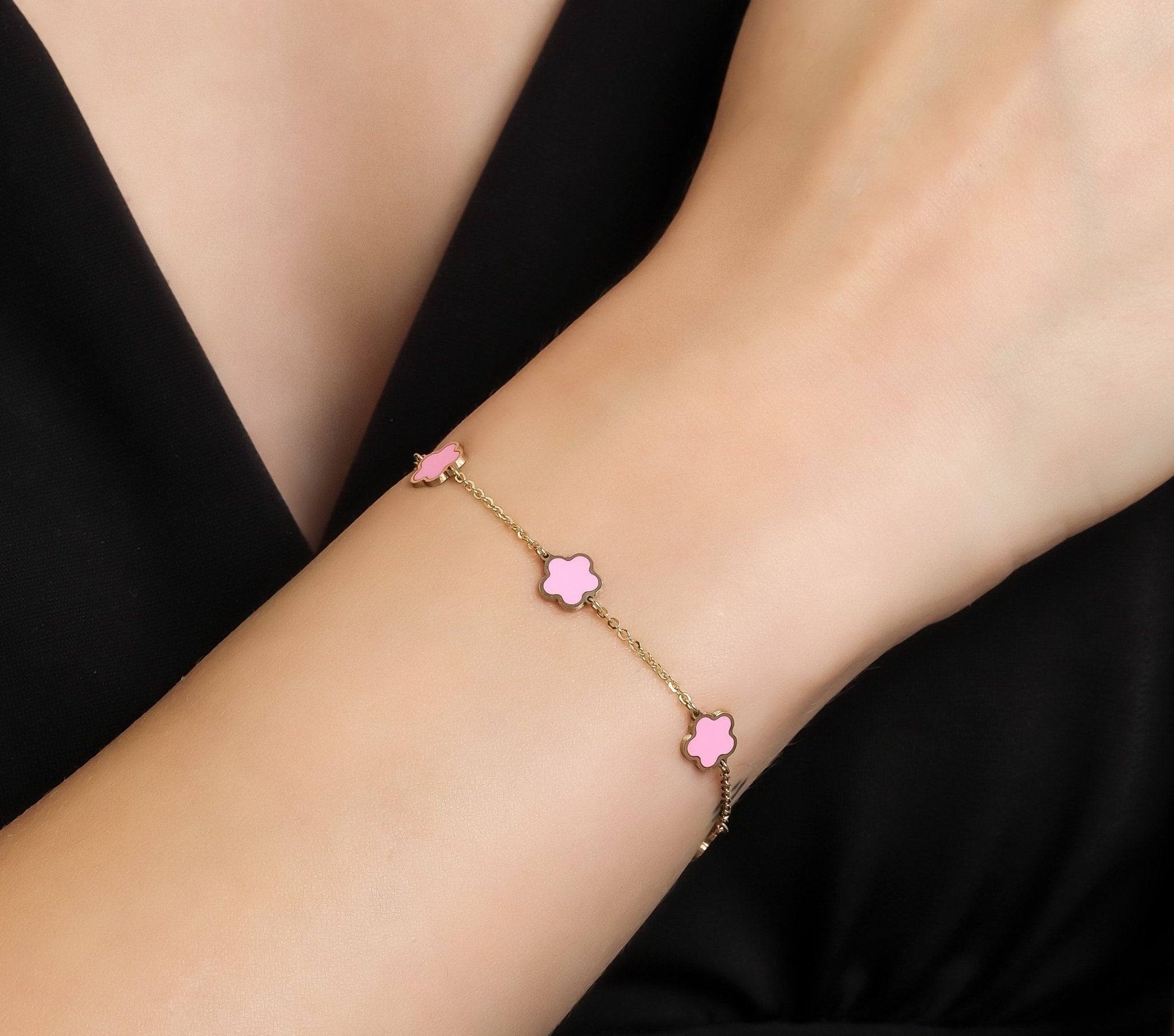 14K Yellow Gold Pink Daisy Flower Blossom Bracelet