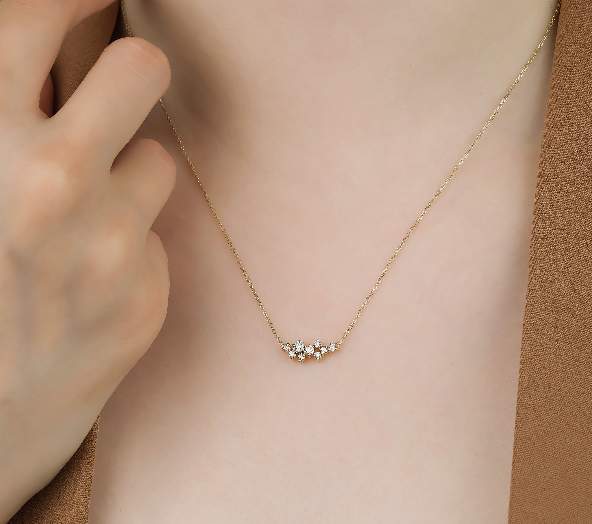 14K Gold Diamond Cluster Necklace