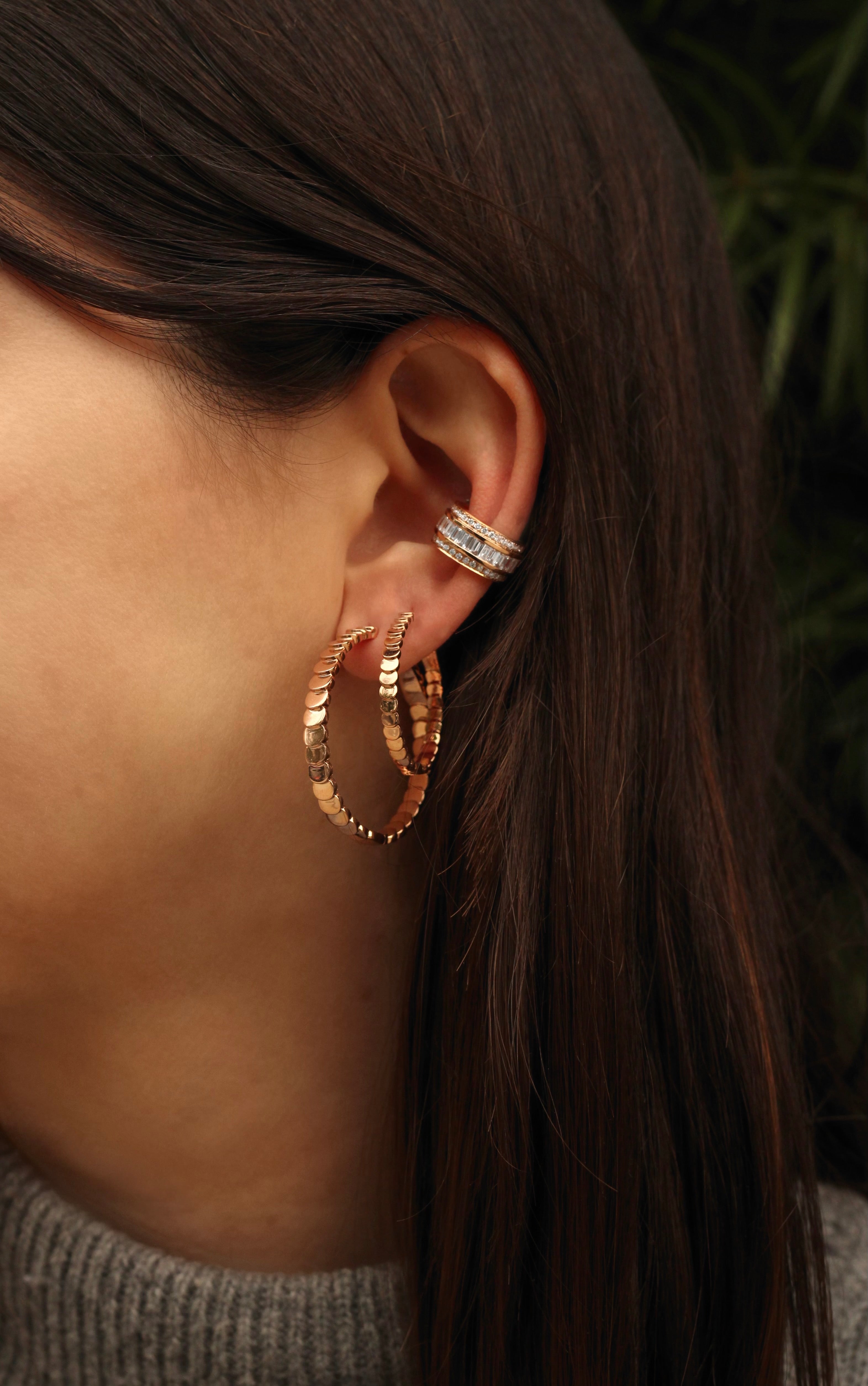 CLASSIC MEDIUM LUNA HOOPS 5 CLASSIC MEDIUM LUNA HOOPS