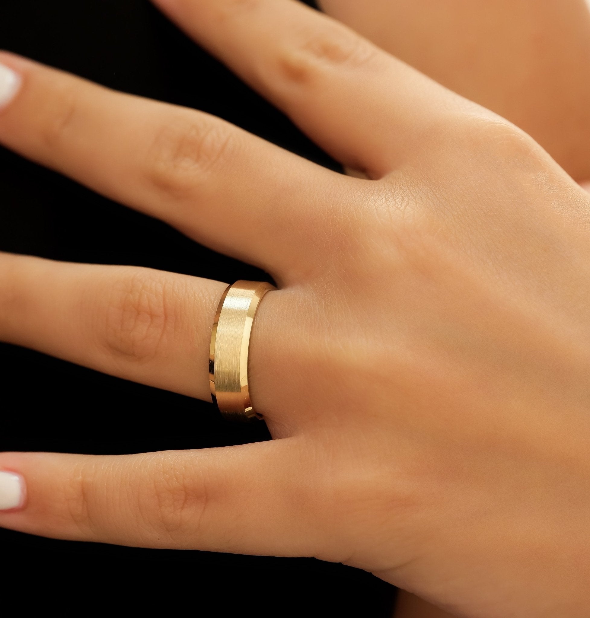 14K Yellow Gold Mens Wedding Bands 4 14K Yellow Gold Mens Wedding Bands