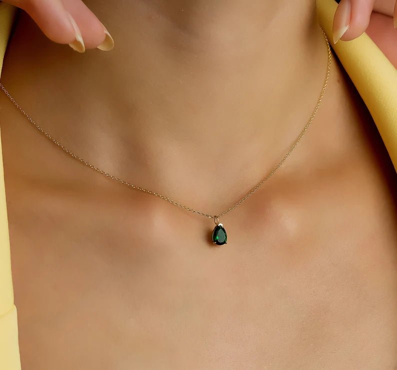 14K Yellow Gold Pear Shape Solitaire Emerald Necklace