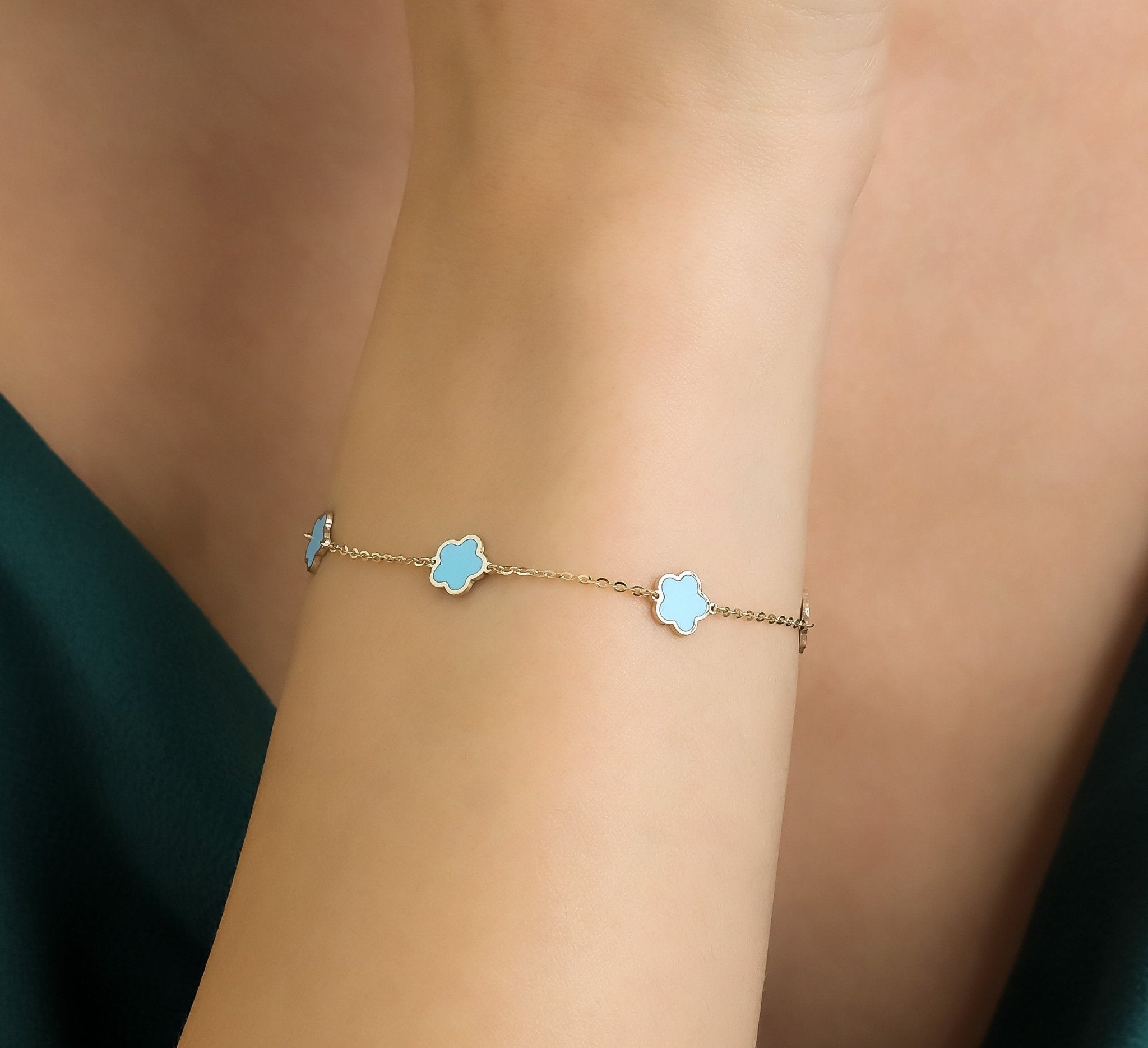 14K Yellow Gold Turquoise Blossom Bracelet