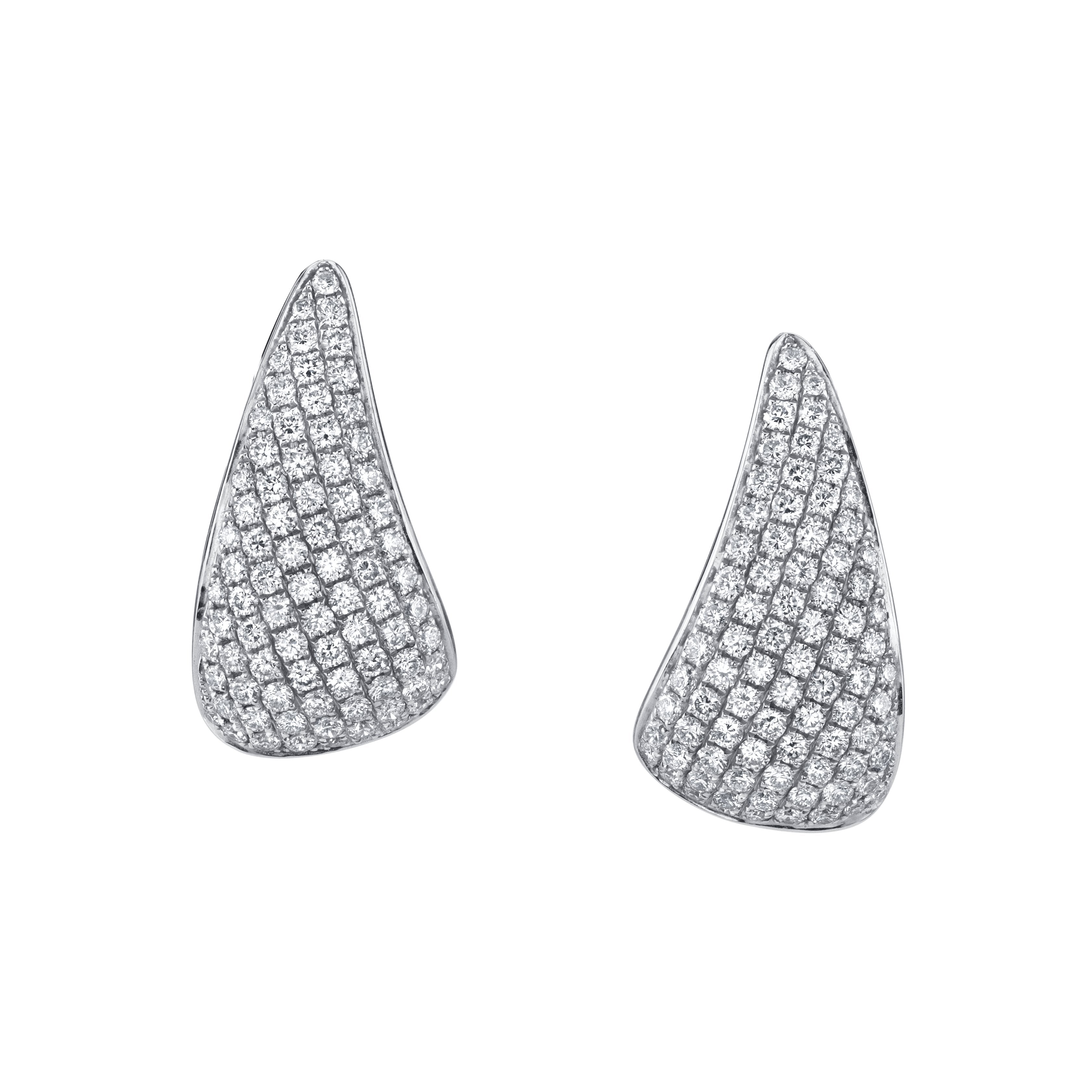 DIAMOND CLAW EARRINGS