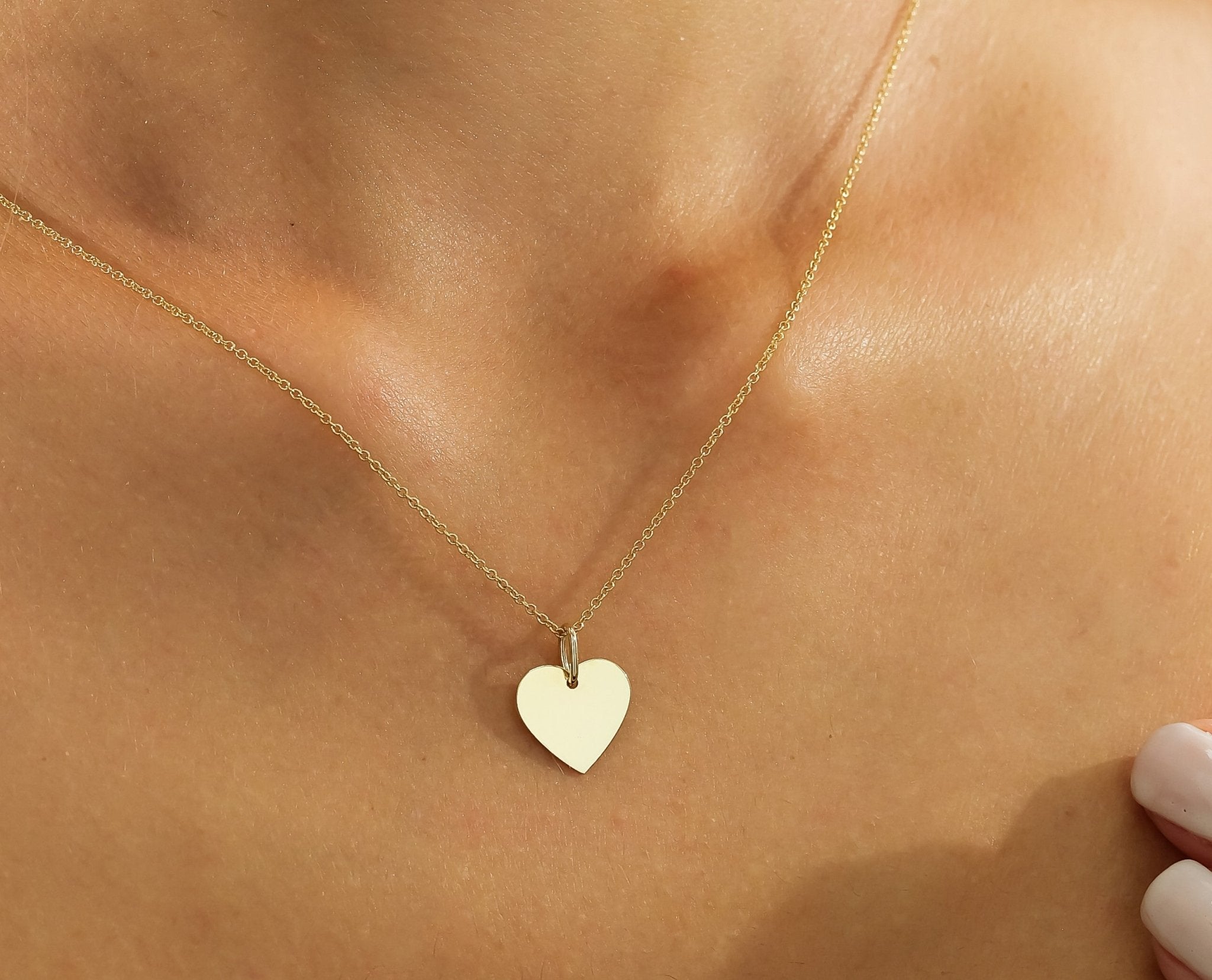 14K Solid Yellow Gold Heart Necklace