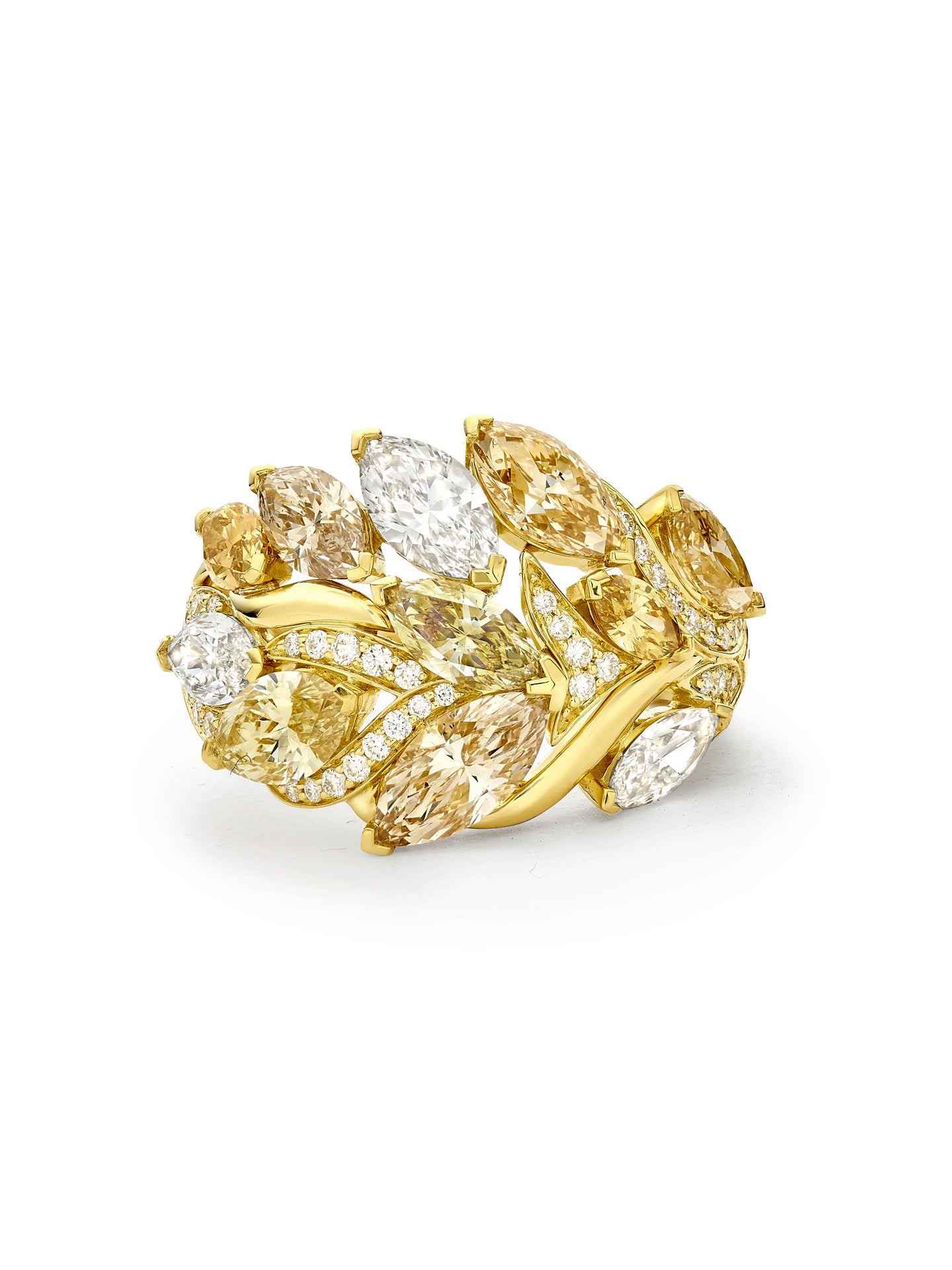 Africa Lion Diamond Yellow Gold Ring 4 Africa Lion Diamond Yellow Gold Ring