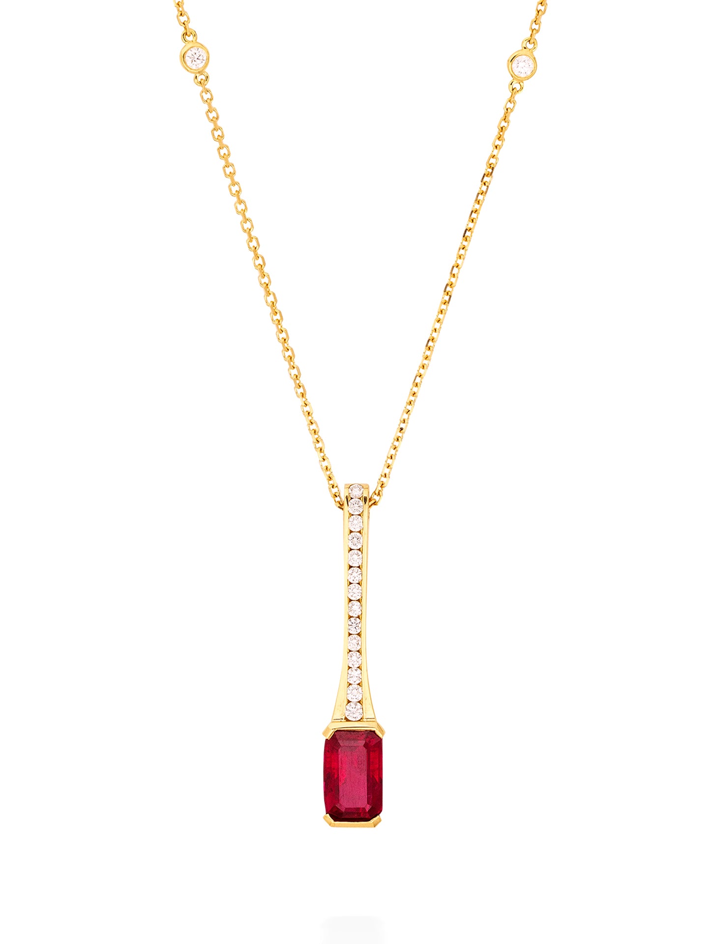 Classic Ruby Yellow Gold Pendant